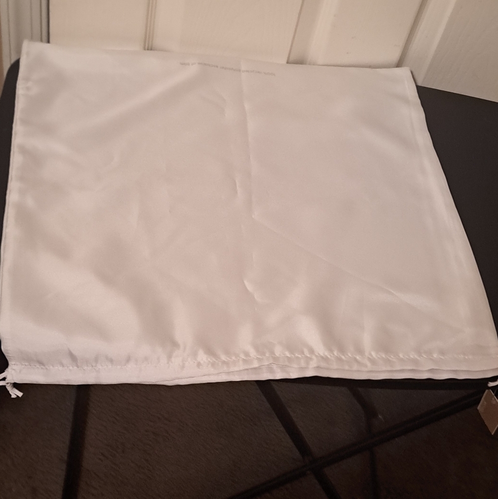 Michael Kors White Lrg Dust Bag NWT - Picture 2 of 2